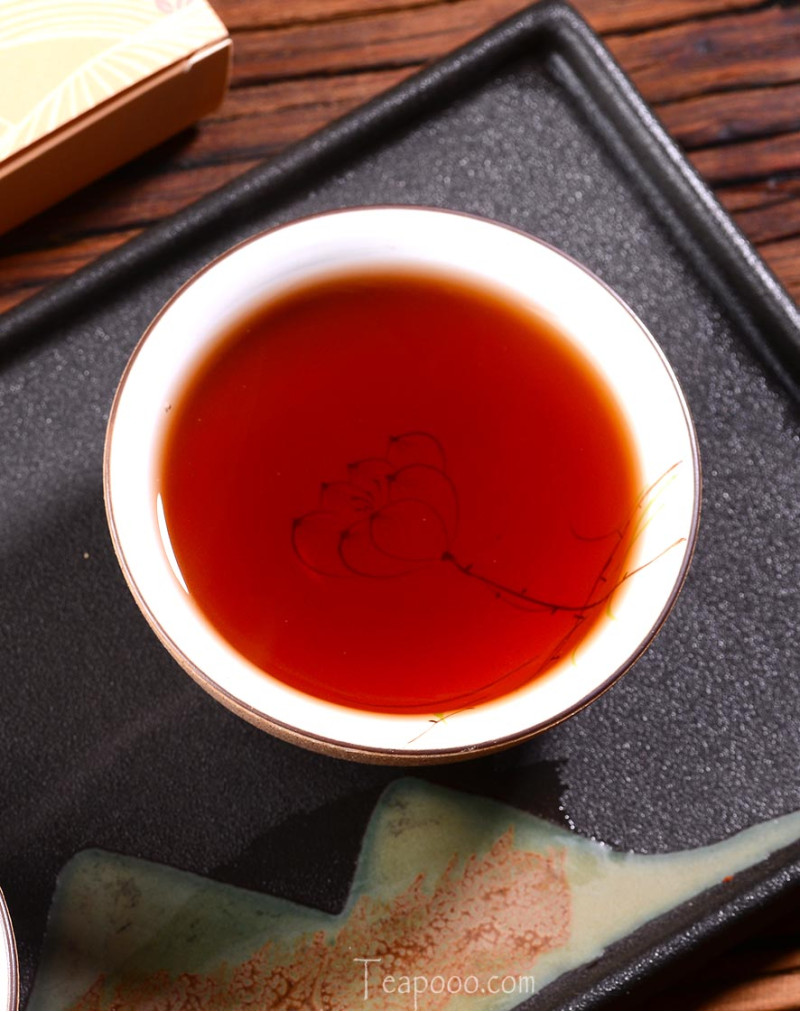 Brique de thé Pu-erh mûr de montagne Bu Lang