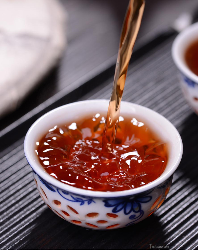 Thé Pu-erh affiné classique des montagnes Bulang