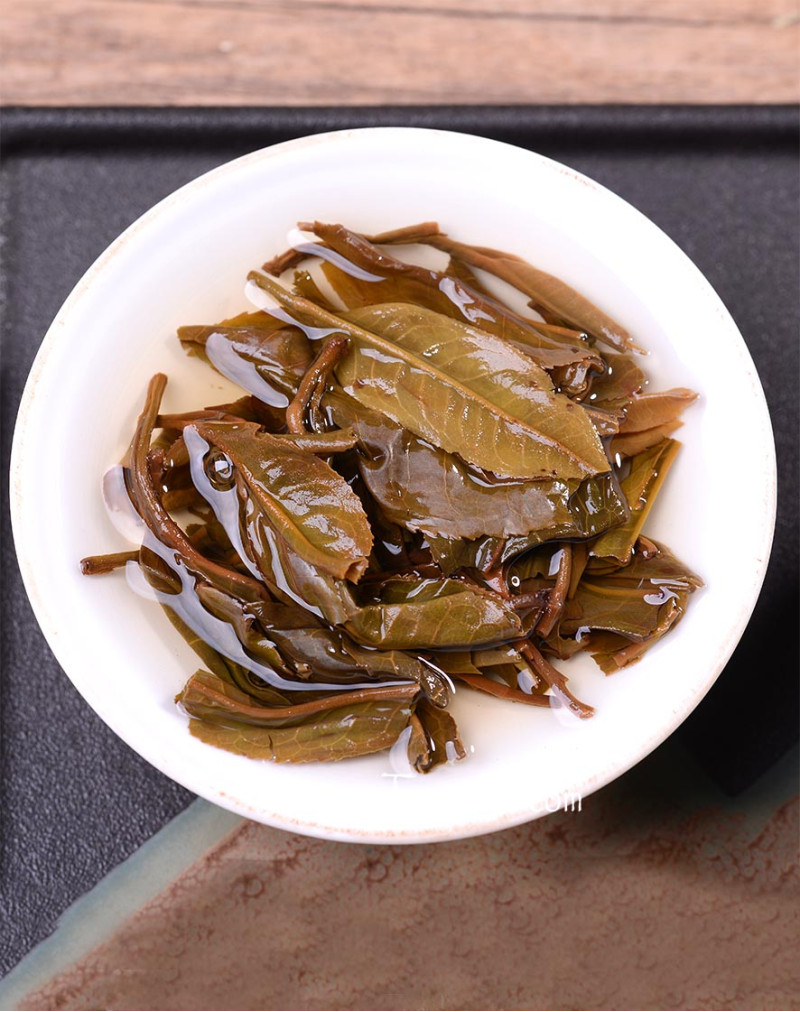 Gâteau au thé écologique Pu-erh cru Jingmai Arbor