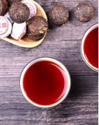 Meng Hai Nuomi Xiang (parfum riz gluant) Mini Ripe Puerh Tuocha