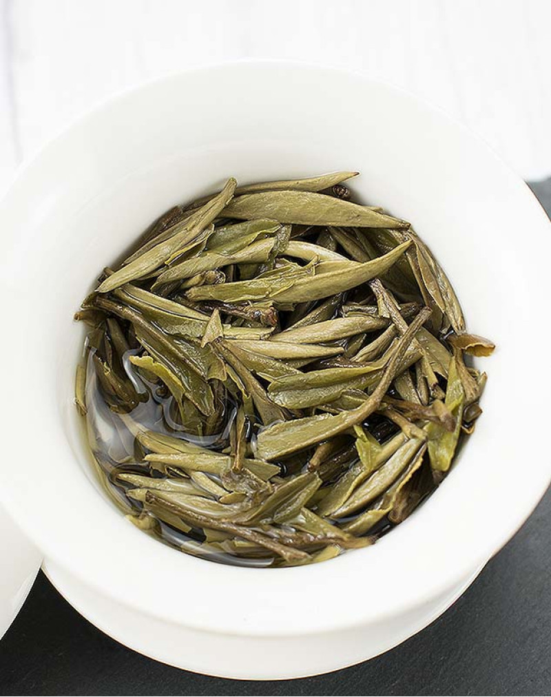 Thé blanc à la pivoine blanche (Bai Mu Dan)