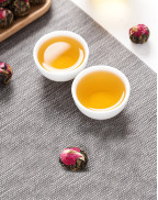 Thé noir à la rose et aux perles du dragon Fengqing