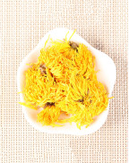 Chrysanthème Impérial En Soie Dorée