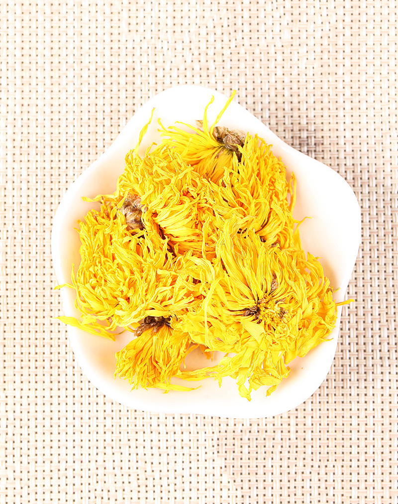Chrysanthème Impérial En Soie Dorée