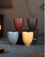 Tasse parfumée au thé à l'argile violette pétale de lotus