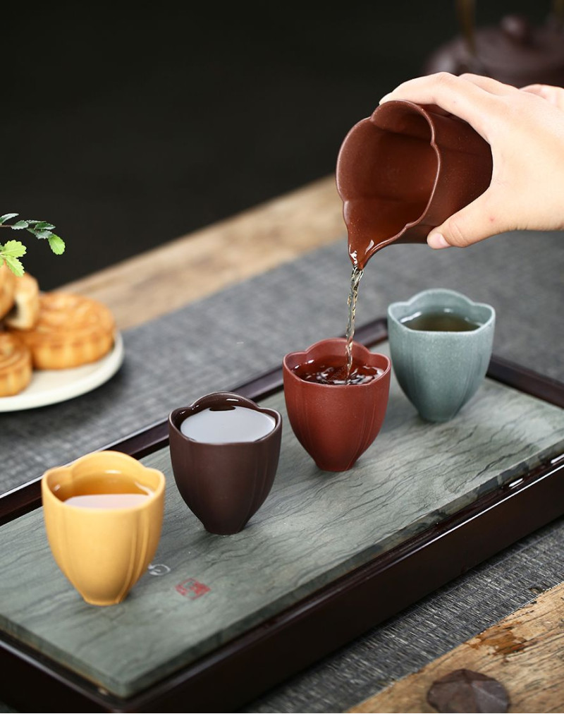 Tasse parfumée au thé à l'argile violette pétale de lotus