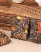 Thé blanc aux écorces de mandarine (Chenpi)