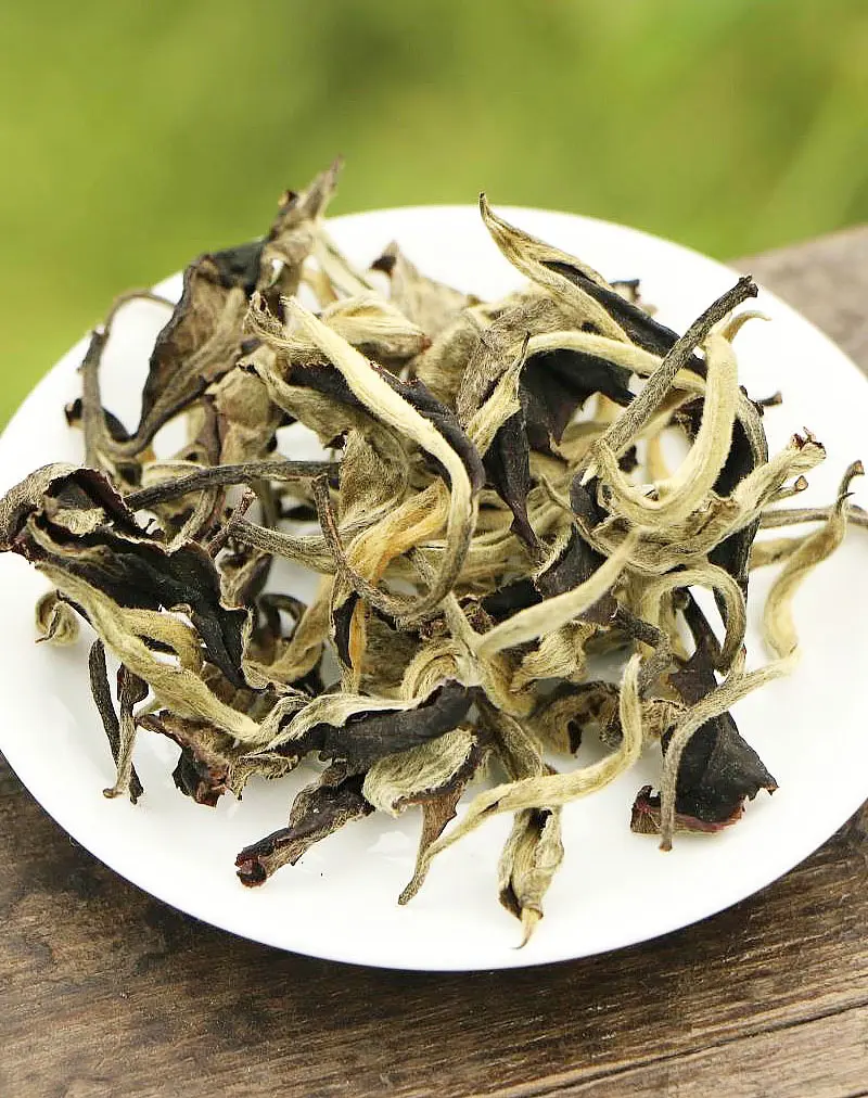 Thé blanc au clair de lune de haute montagne Yangta